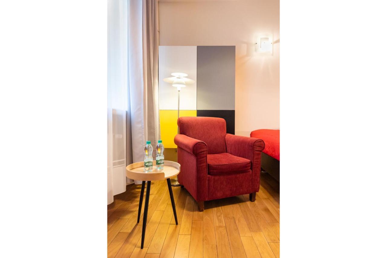 Ochota Rose Studio Warszawa Exteriör bild