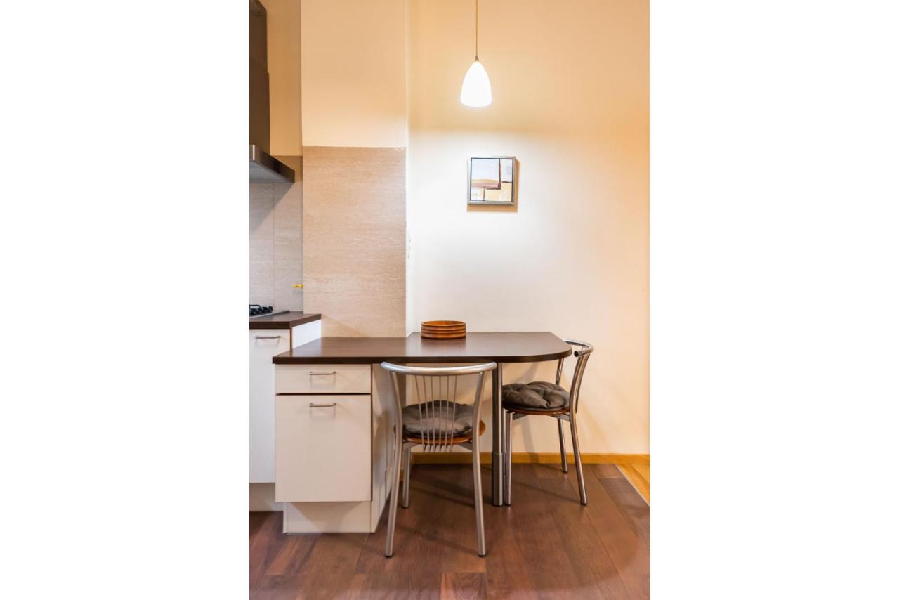 Ochota Rose Studio Warszawa Exteriör bild
